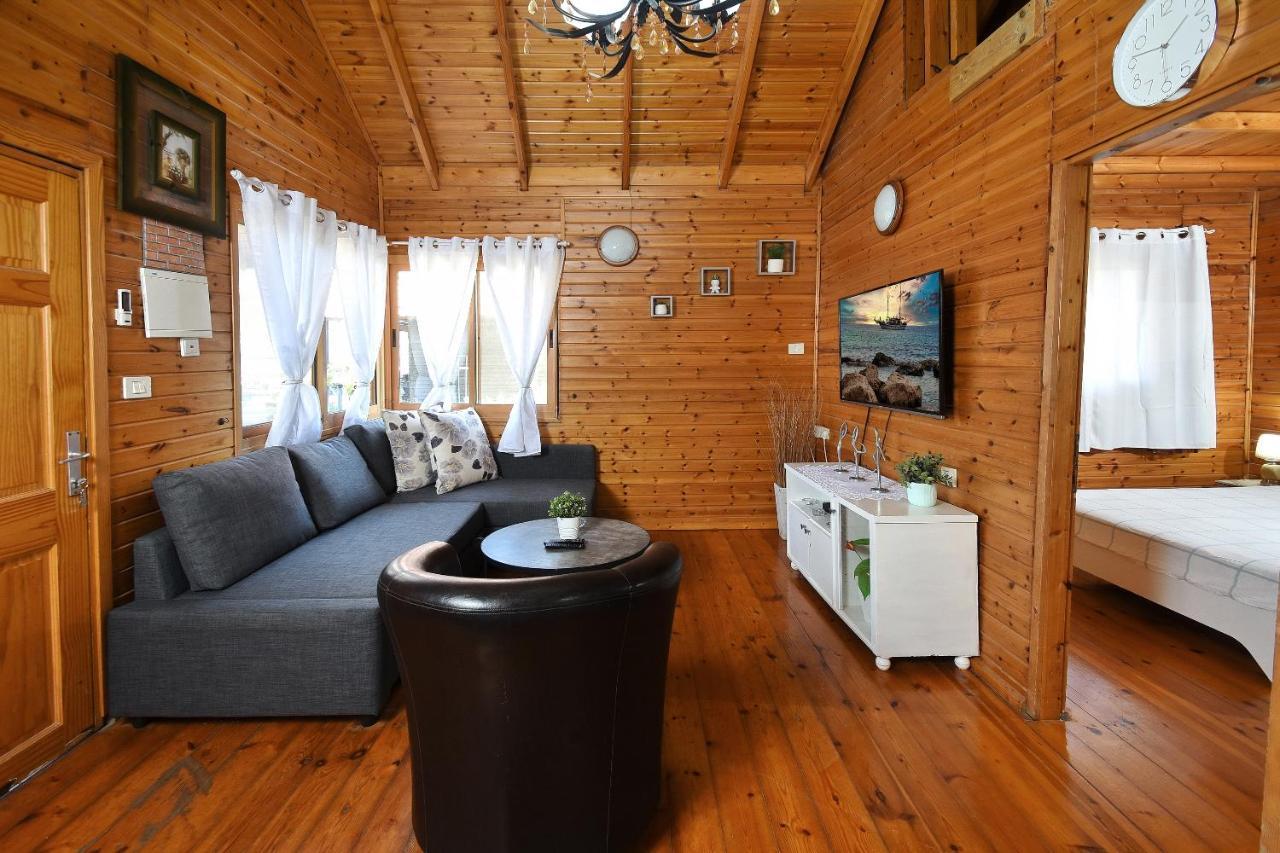 Villa Tal Nof Cabins Manot Exterior foto