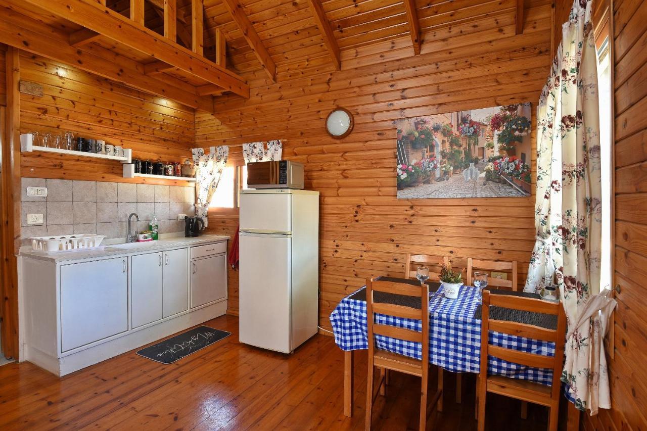 Villa Tal Nof Cabins Manot Exterior foto