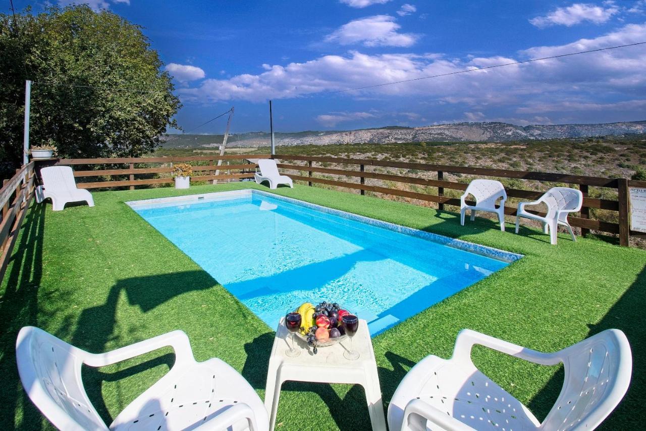 Villa Tal Nof Cabins Manot Exterior foto