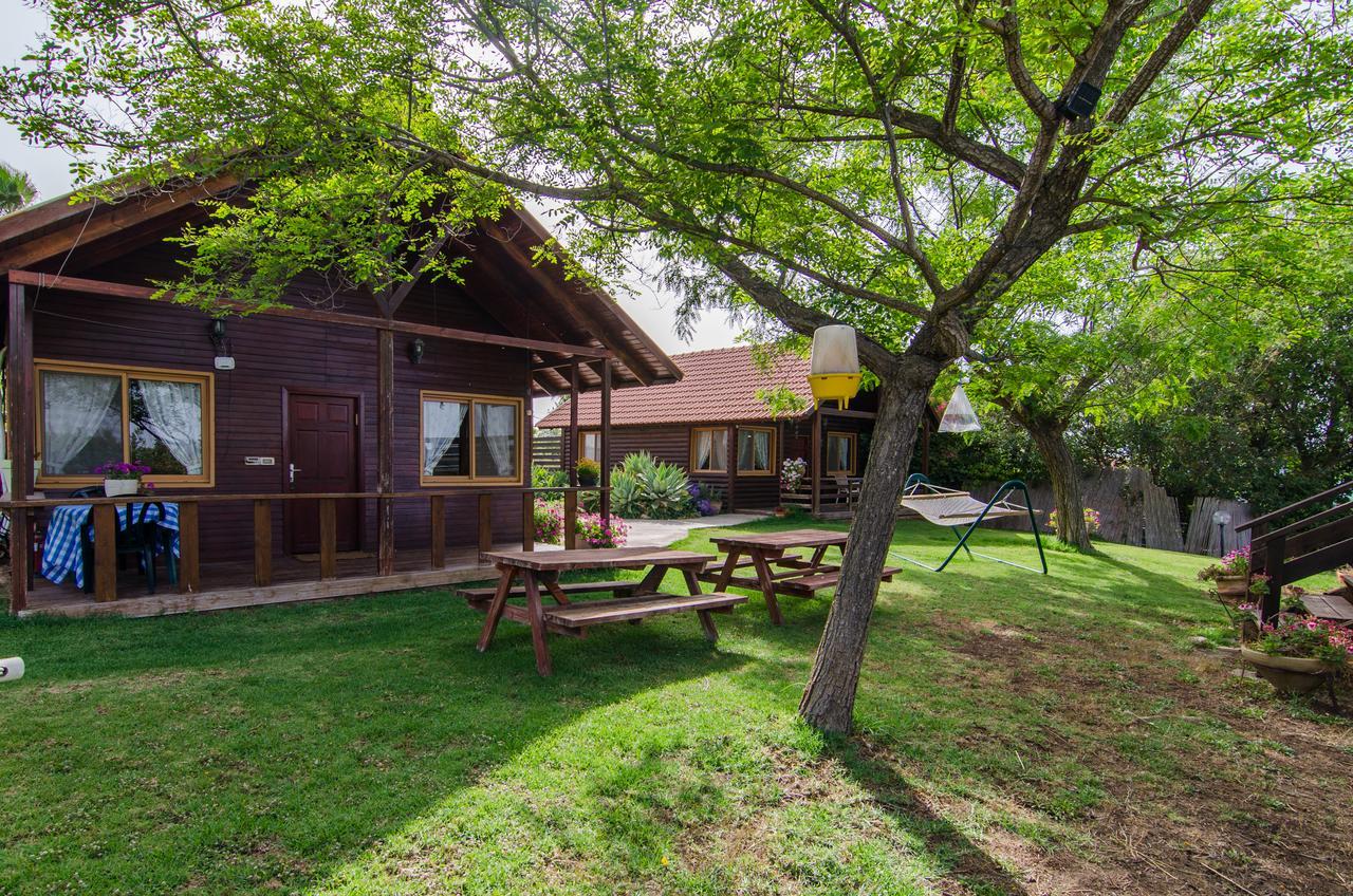 Villa Tal Nof Cabins Manot Exterior foto