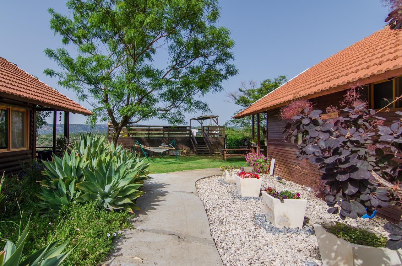 Villa Tal Nof Cabins Manot Exterior foto